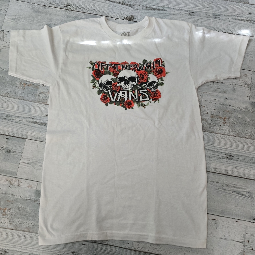 Vans Short Sleeved White T Shirt Skull Roses Graphics Y2K Small